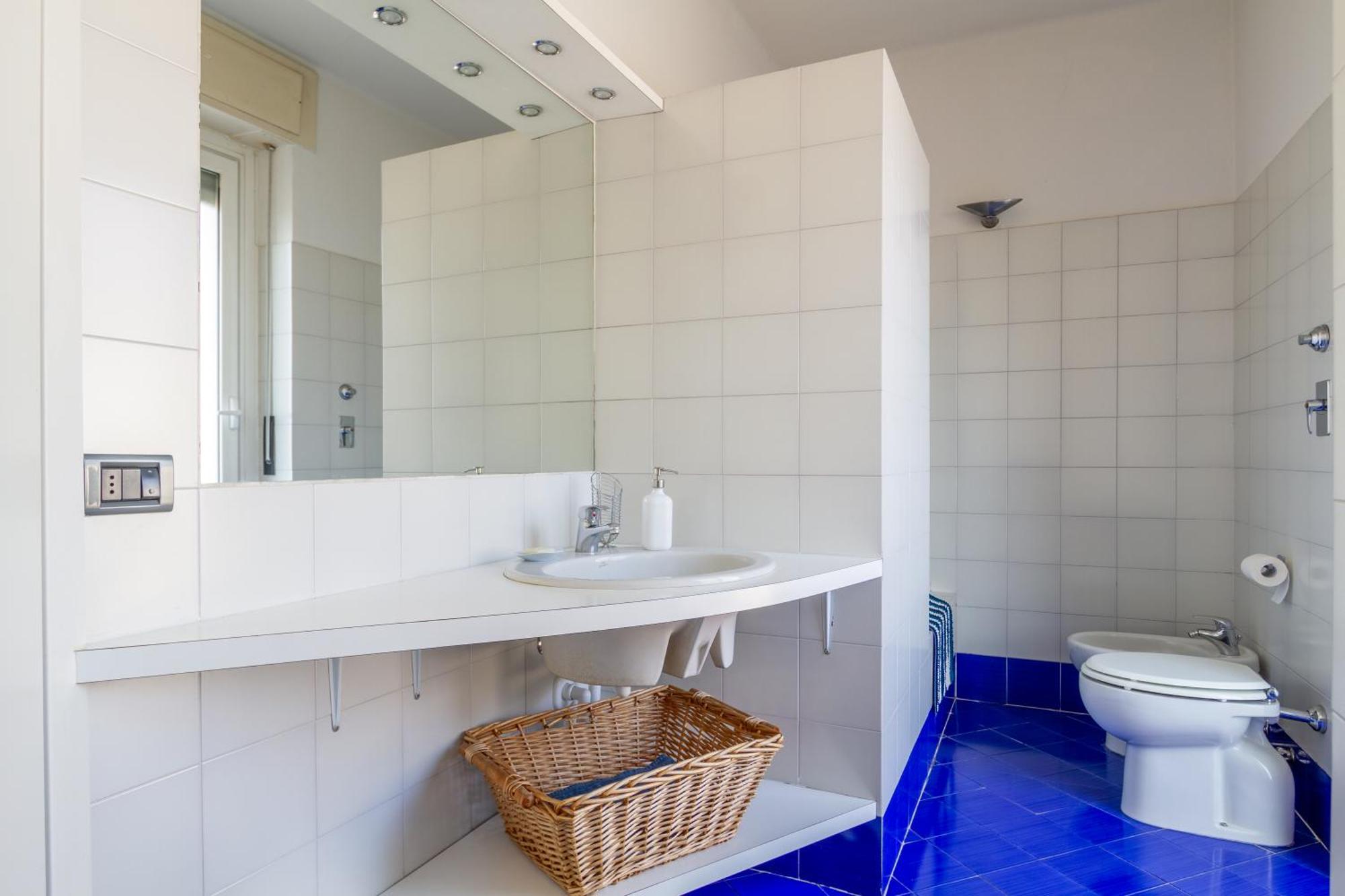 Attico Con Terrazzo Navigli Bocconi - Navigliapartments Милан Экстерьер фото